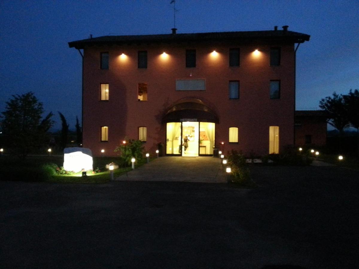 Hotel La Vecchia Reggio Reggio nell'Emilia Exterior foto