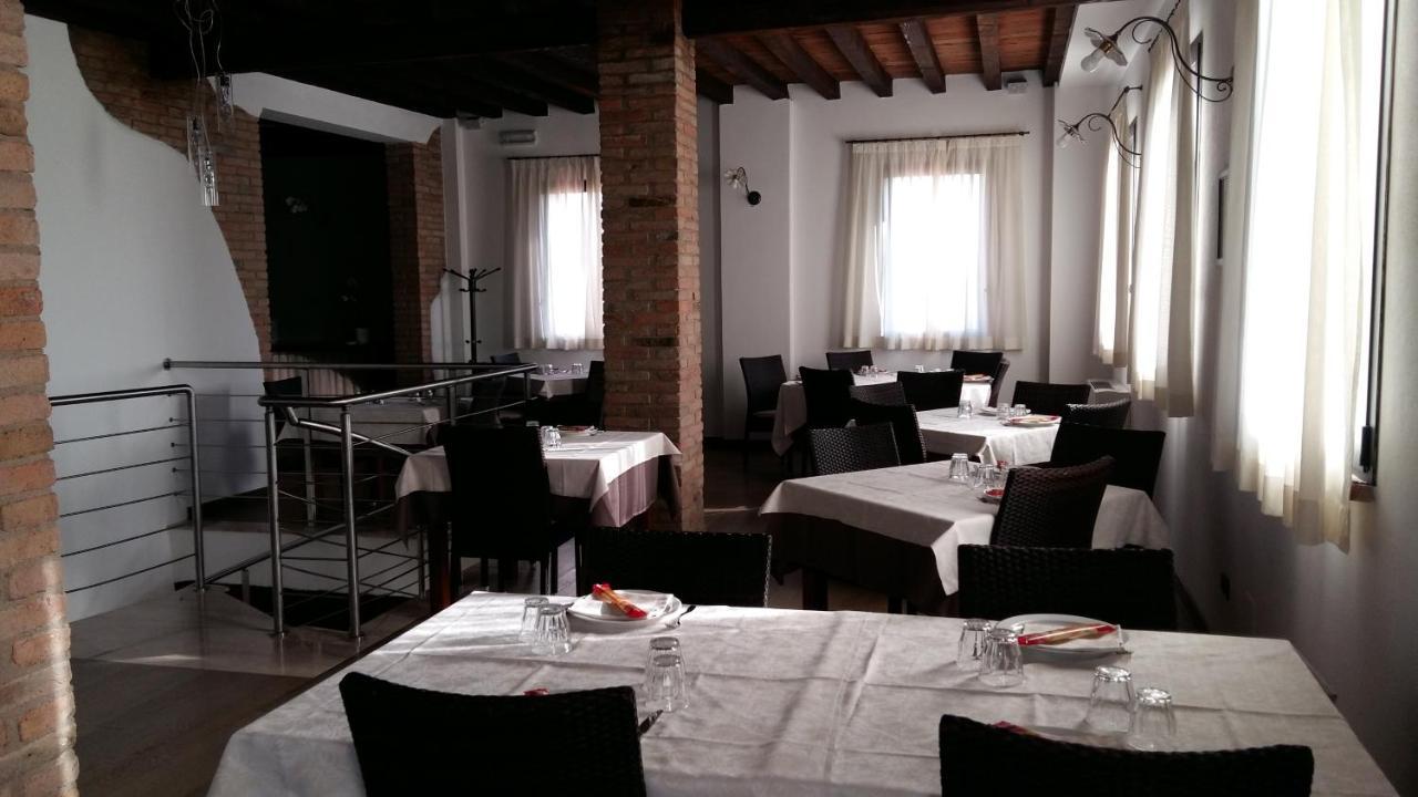Hotel La Vecchia Reggio Reggio nell'Emilia Exterior foto